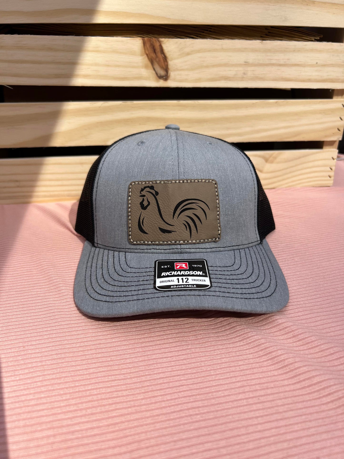 Rooster Richardson 112 leather patch hat
