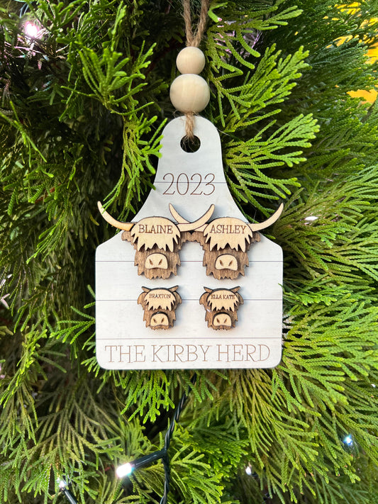 Highland cows family ornament